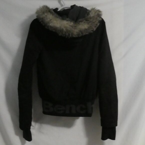 BENCH | xs - extra small | Black Winter Jacket W/ Thumbholes | Removeable Hood - Picture 3 of 16